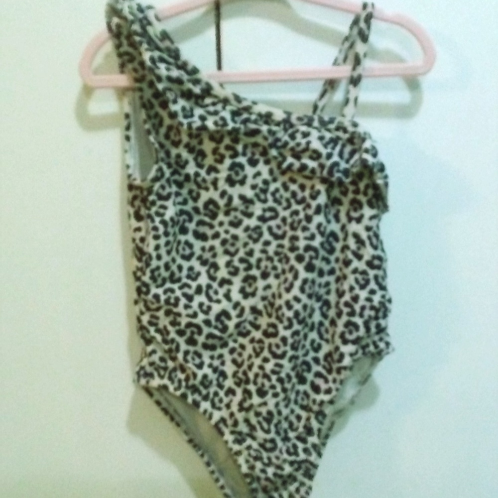 Girls Cheetah print one-piece bathing suit